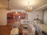 Apartment for sale in Center, 5 room, 260 sq.m
